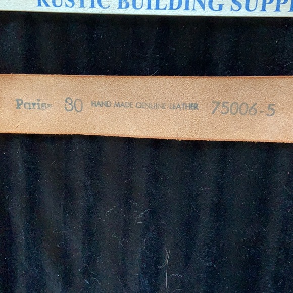 Paris Vintage Light Brown Embossed floral Pattern Belt Size 30 - Picture 6 of 6